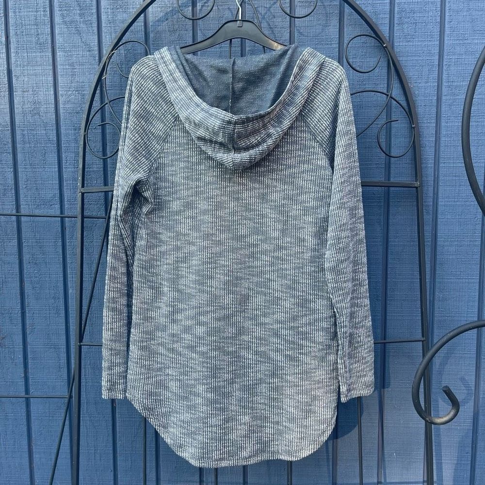 Inspired Hearts Gray Waffle Knit Relaxed Lace-Up Lightweight Hoodie SZ M/L NWOT - Picture 7 of 8